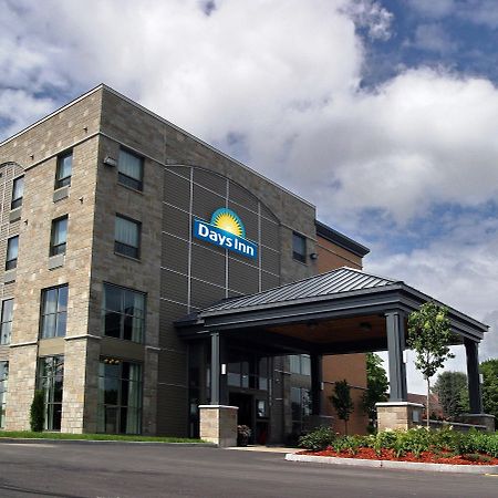 Days Inn By Wyndham Lévis Esterno foto
