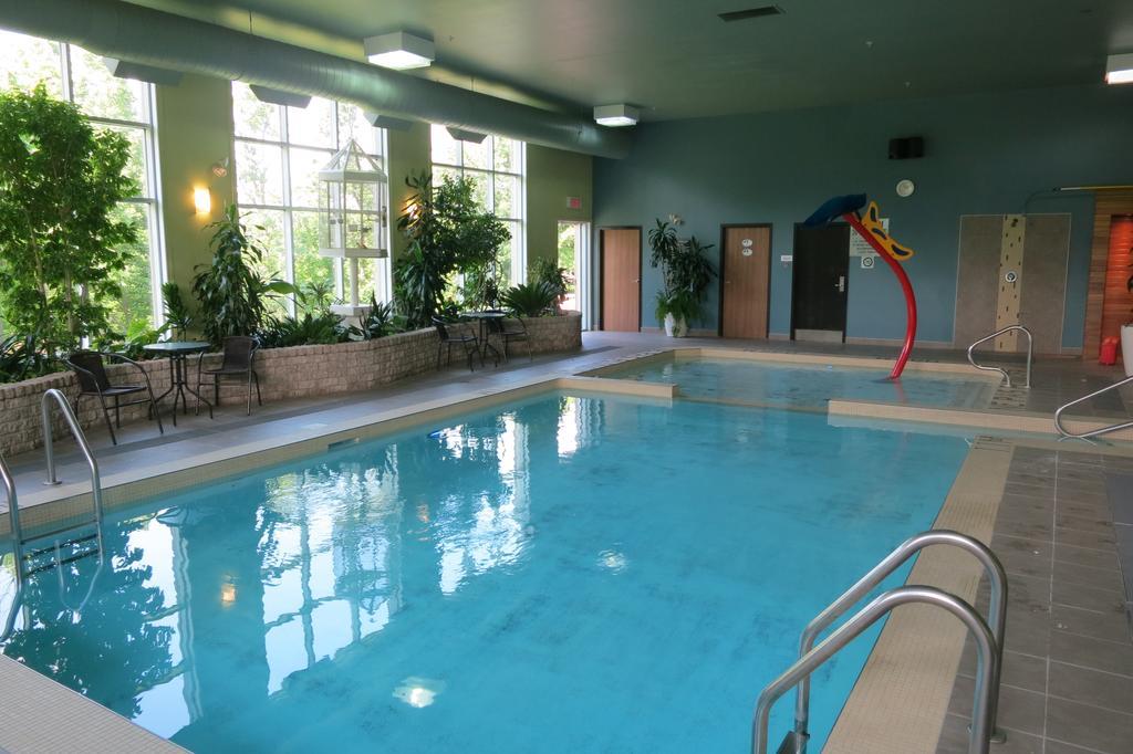 Days Inn By Wyndham Lévis Esterno foto