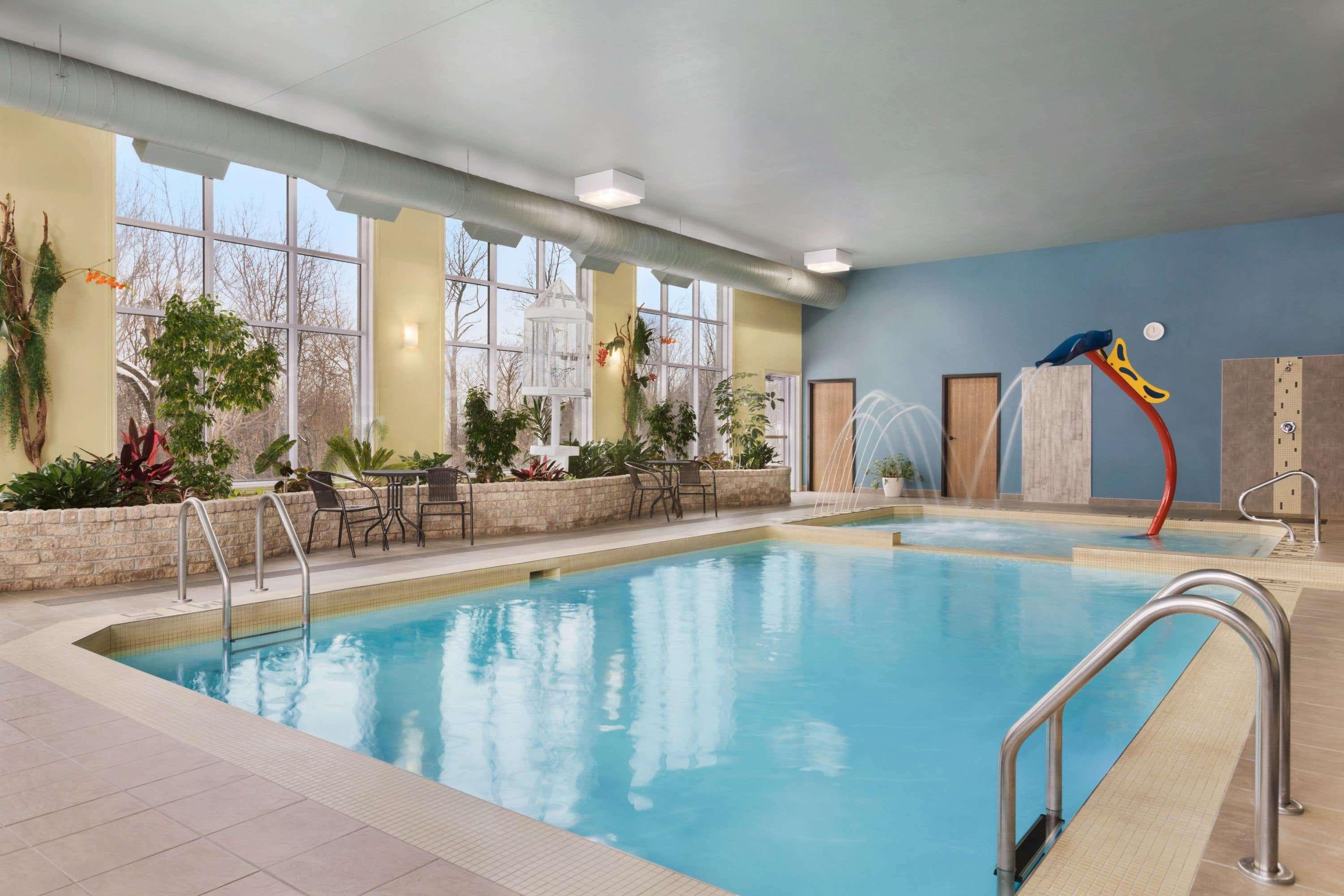 Days Inn By Wyndham Lévis Esterno foto