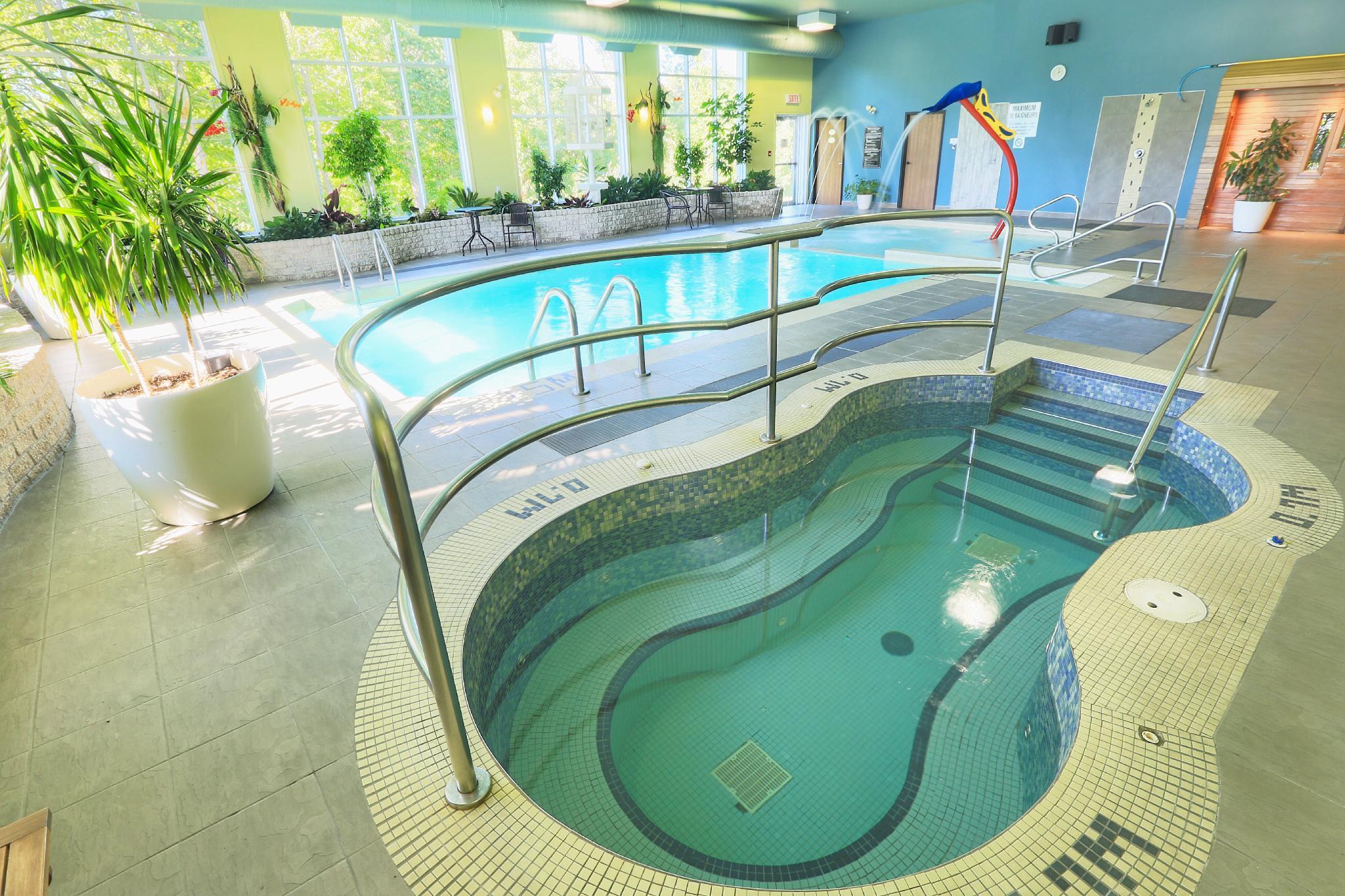 Days Inn By Wyndham Lévis Esterno foto