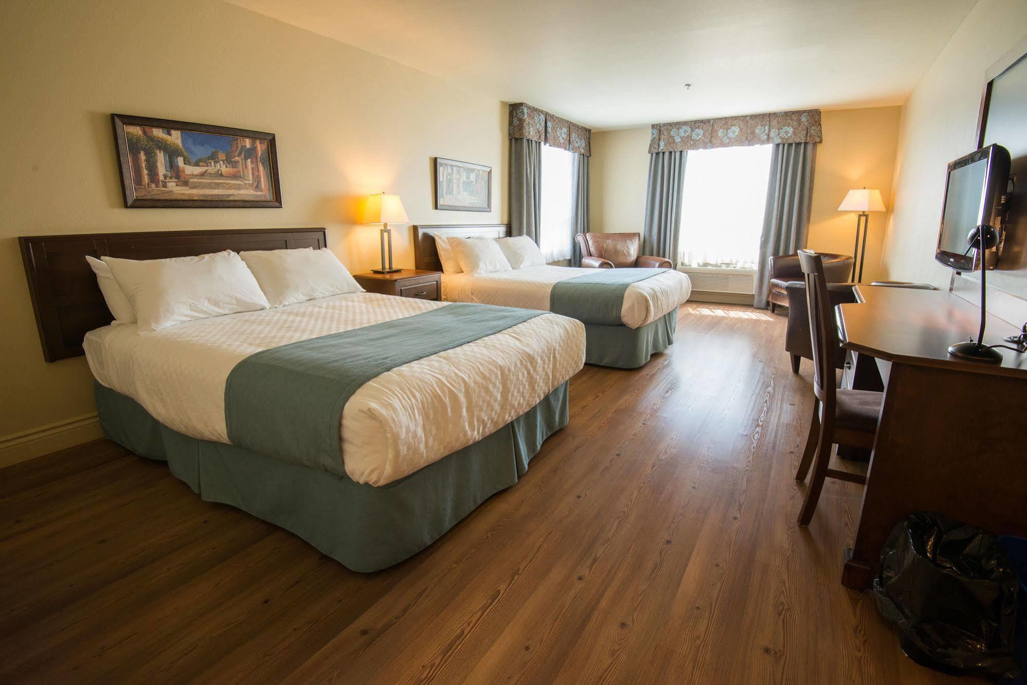 Days Inn By Wyndham Lévis Esterno foto